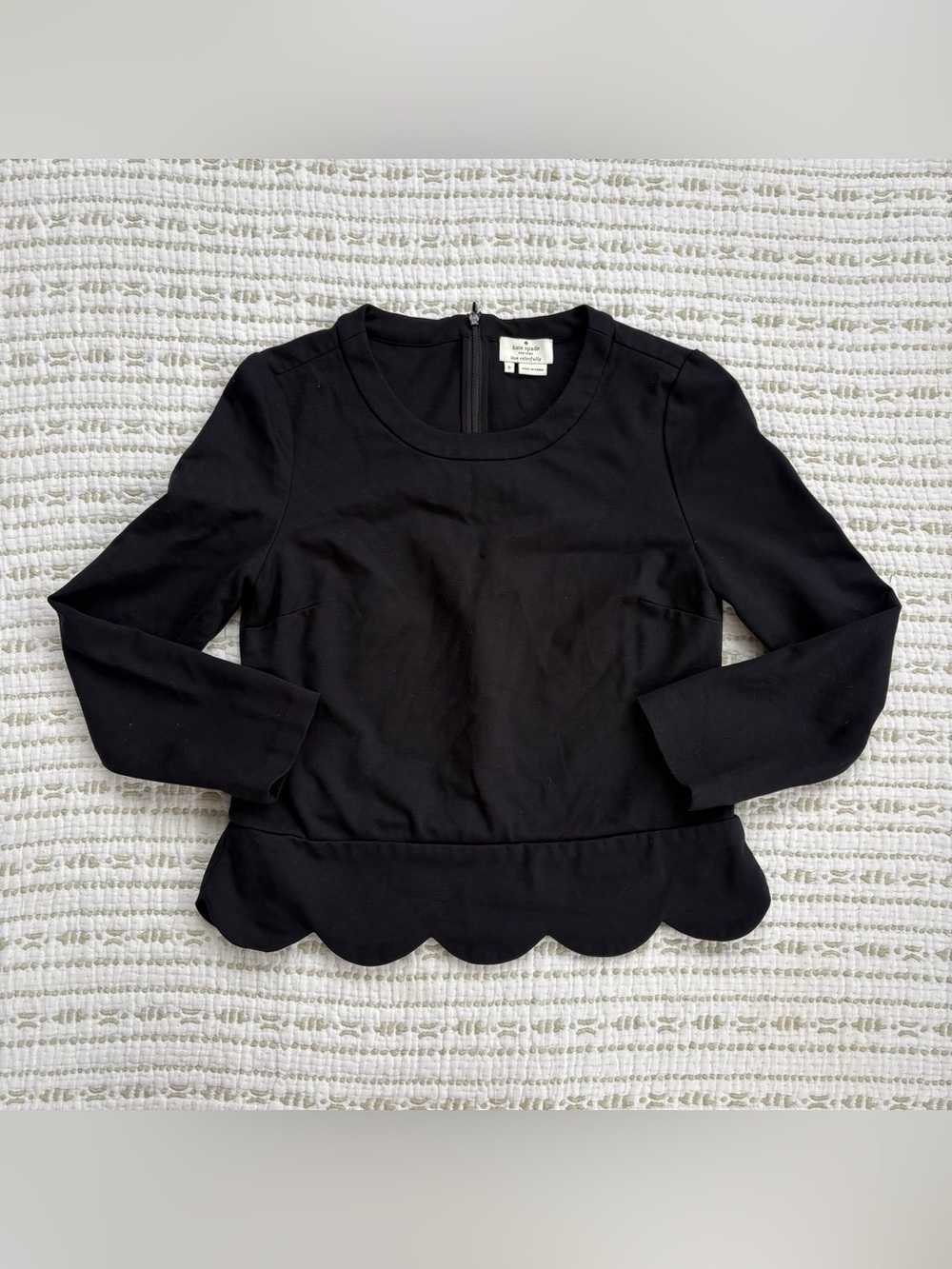 Kate Spade - Black Scalloped Hem Long Sleeved Top Size 0